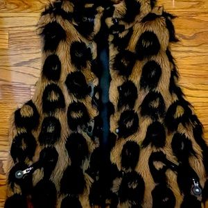 Faux acrylic and polyester fur vest - vintage